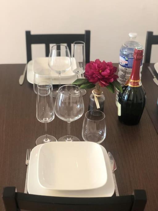 Superbe Equipe, Le Nid D'eva A Gare, Parking Prive, Balcon, F2, 50m2, 3p