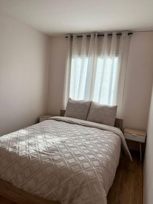 Appartement Superbe Equipe, Le Nid D'eva A Gare, Parking Prive, Balcon, F2, 50m2, 3p